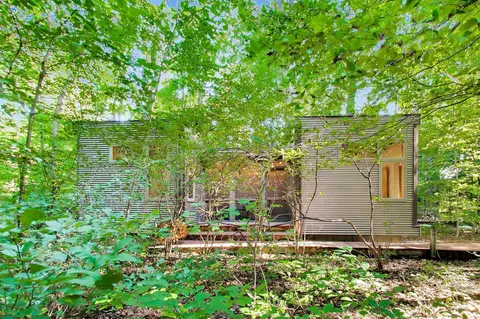 66 Tryon Farm Ln, Michigan City, IN 46360