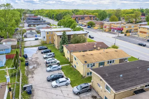 View/Area - 18425 Torrence Ave, Lansing, IL 60438 photo 6 of 15