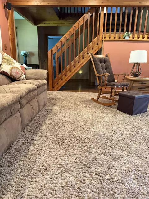 Living - 3333 Us-231, Crown Point, IN 46307 photo 1 of 2