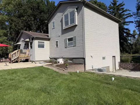 Exterior - 3333 Us-231, Crown Point, IN 46307 photo 5 of 11