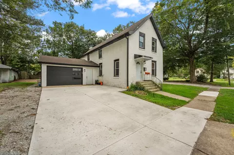 108 Laurel St, La Porte, IN 46350