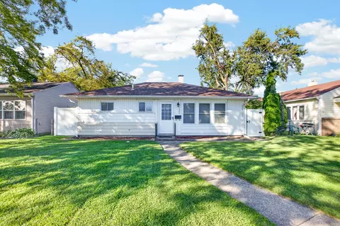 1242 W 1st Pl, Hobart, IN 46342
