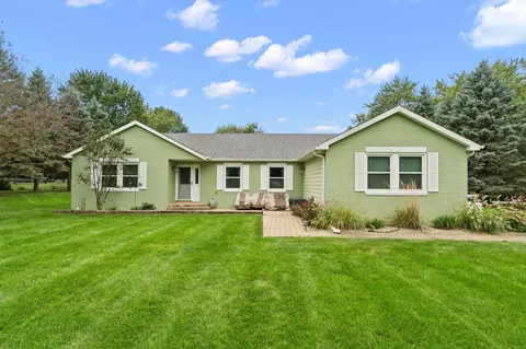 4307 N Campbell St, Valparaiso, IN 46385