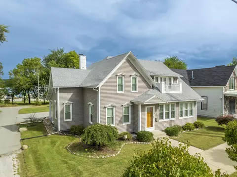 502 E 8th St, Michigan City, IN 46360