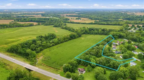 0 W W Sr 44, Connersville, IN 47331
