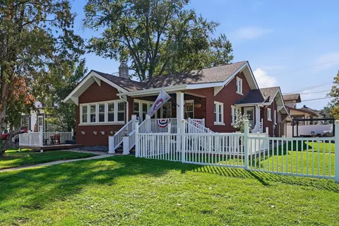 Exterior - 503 E Joliet St, Crown Point, IN 46307 photo 2 of 3