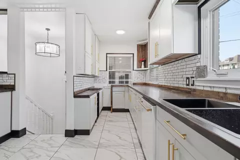 Kitchen - 503 E Joliet St, Crown Point, IN 46307 photo 3 of 5