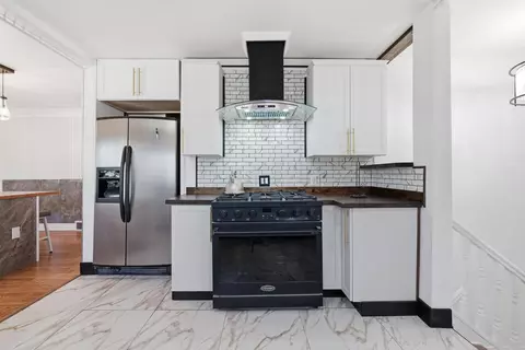 Kitchen - 503 E Joliet St, Crown Point, IN 46307 photo 1 of 5