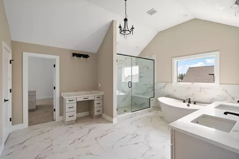 Bath - 9400 Iris Dr, Saint John, IN 46373 photo 6 of 10