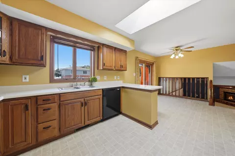 Kitchen - 613 N Forest Ave, Griffith, IN 46319 photo 2 of 3
