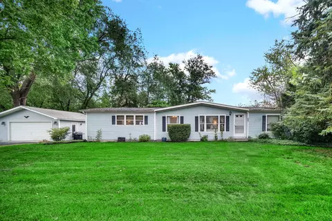 103 N Chicago St, Hebron, IN 46341