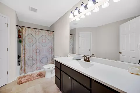Bath - 11384 Kentucky St, Crown Point, IN 46307 photo 1 of 3