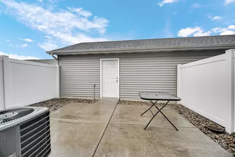 Exterior - 11384 Kentucky St, Crown Point, IN 46307 photo 3 of 6