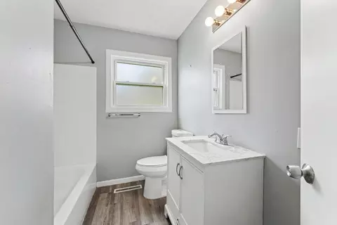 Bath - 7432 Beech Ave, Hammond, IN 46324 photo 1 of 2