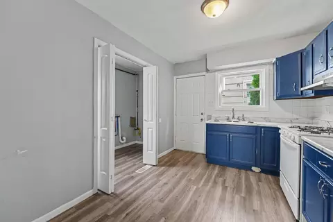 Entry Way - 7432 Beech Ave, Hammond, IN 46324 photo 1 of 2