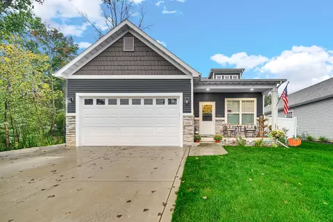 1500 Waverly Rd, Porter, IN 46304