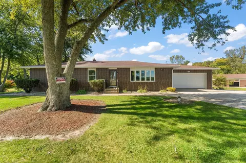 575 Old Chicago Rd, Michigan City, IN 46360