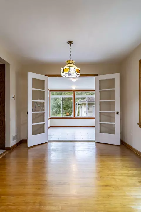 Entry Way - 8336 Schreiber Dr, Munster, IN 46321 photo 3 of 3