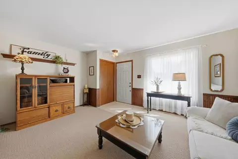 Other - 818 N Ernest St, Griffith, IN 46319 photo 2 of 7