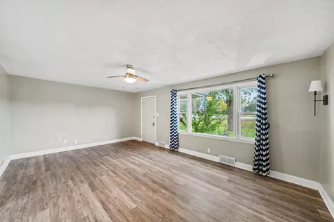 Living - 1145 N State Road 49, Porter, IN 46304 photo 1 of 2