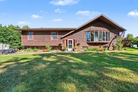 6467 W 300, La Porte, IN 46350