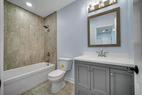 Bath - 4747 Cedar Ave, Hammond, IN 46327 photo 1 of 2