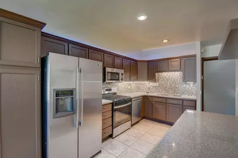 Kitchen - 4901 Pierce St, Gary, IN 46408 photo 4 of 5