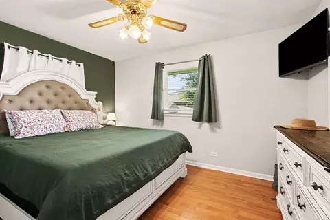 Bedroom - 8042 Tapper Ave, Munster, IN 46321 photo 1 of 3