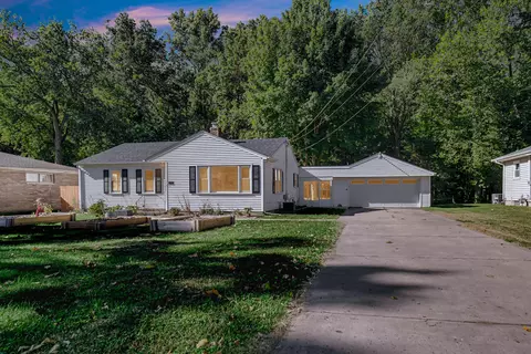 512 Johnson Rd, Michigan City, IN 46360
