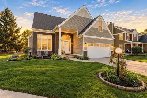 817 Olde Towne Sq, Chesterton, IN 46304