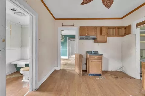 Entry Way - 403 E North St, Crown Point, IN 46307 photo 1 of 1
