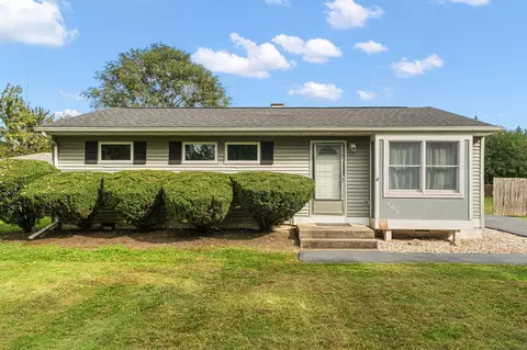 6679 Pennsylvania St, Merrillville, IN 46410