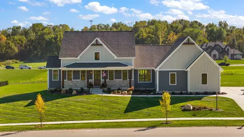 468 Stonebridge Pkwy, Valparaiso, IN 46383