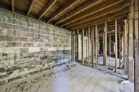 1241 W 17th Ave, Gary, IN 46407 photo 5