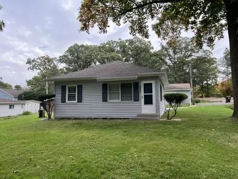 5000 White Oak Ln, Valparaiso, IN 46383