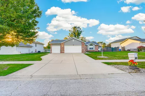 1138 S Delaware St, Hobart, IN 46342