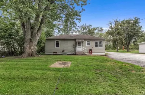 4671 Whitcomb St, Gary, IN 46408 photo 2