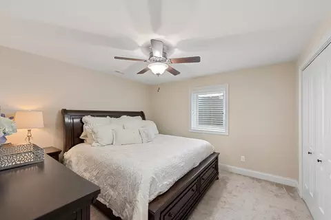 Bedroom - 421 W Sandhurst Dr, Valparaiso, IN 46385 photo 5 of 5