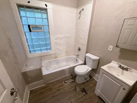 Bath - 3749 Washington St, Gary, IN 46408 photo 1 of 2