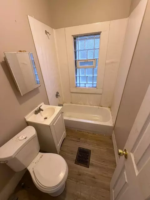 Bath - 3749 Washington St, Gary, IN 46408 photo 2 of 2