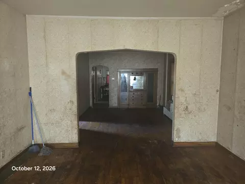Living - 649 Tyler St, Gary, IN 46402 photo 1 of 4