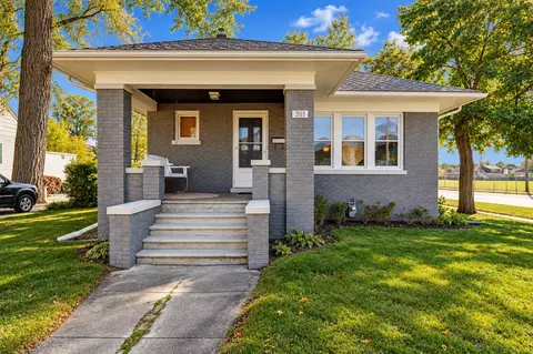 201 Thurman Ave, Michigan City, IN 46360