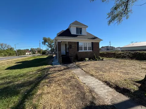 Exterior - 405 Bridge St, Gary, IN 46404 photo 7 of 8