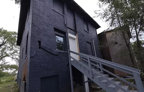 Exterior - 361 Pierce St, Gary, IN 46402 photo 2 of 2