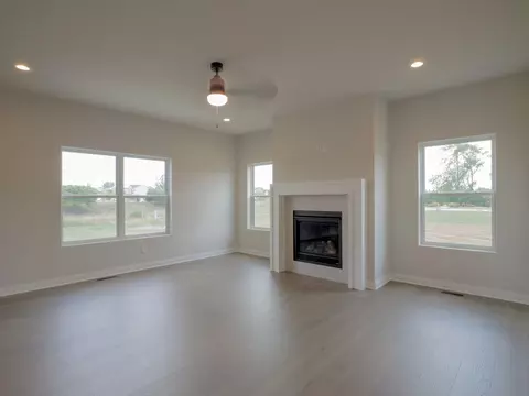 Living - 1659 Trailbrook Dr, Valparaiso, IN 46385 photo 3 of 3
