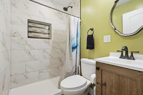 Bath - 4002 Chase St, Gary, IN 46408 photo 1 of 1