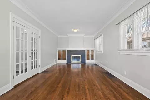Living - 38 Condit St, Hammond, IN 46320 photo 2 of 3