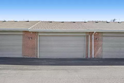 Exterior - 11670 Broadway, Crown Point, IN 46307 photo 3 of 5