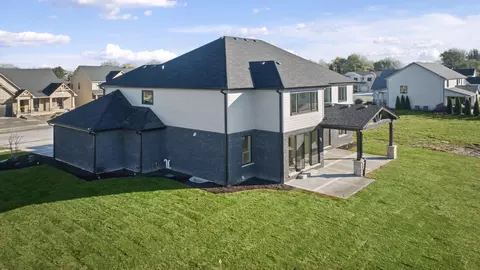 Exterior - 13025 Spirea Ave, Saint John, IN 46373 photo 2 of 2