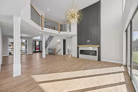 Living - 13025 Spirea Ave, Saint John, IN 46373 photo 10 of 10